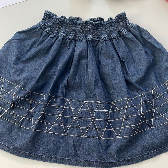 BCBG generations skirt - Picture 2 of 5